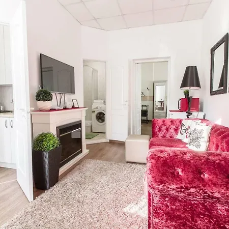 3bedrooms On Karl Marksa Mińsk
